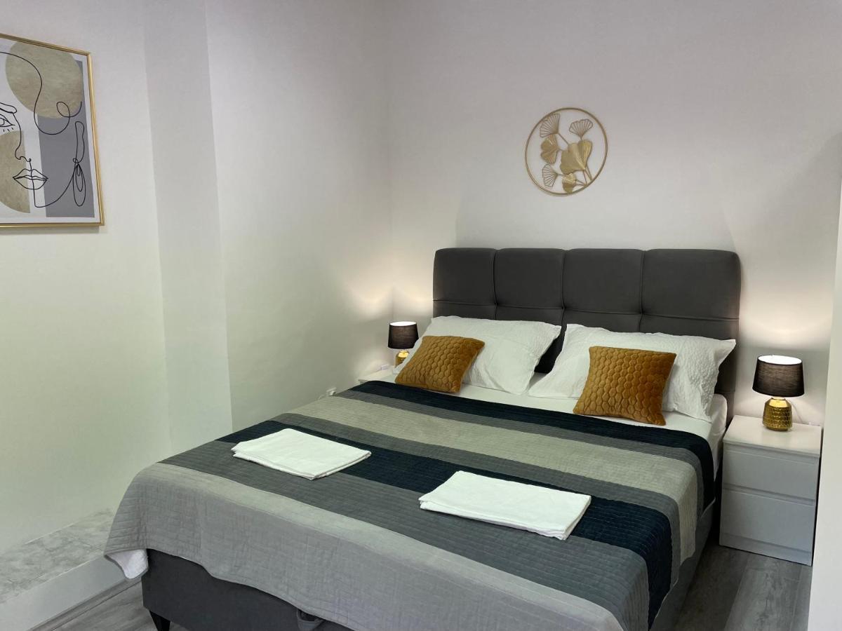 Apartment Studio Beauty In Centar Пула Екстериор снимка